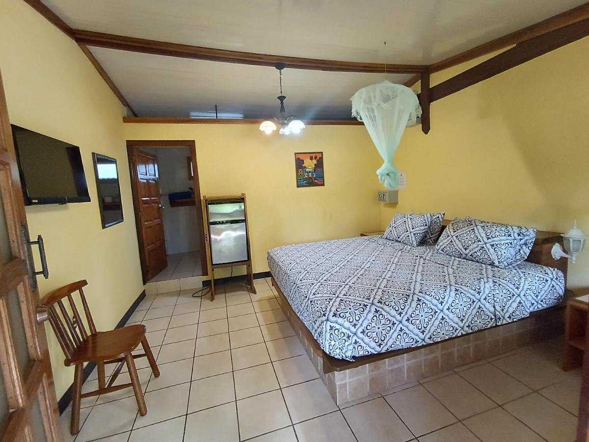 Posada Nena Caribe Puerto Viejo de Talamanca ภายนอก รูปภาพ