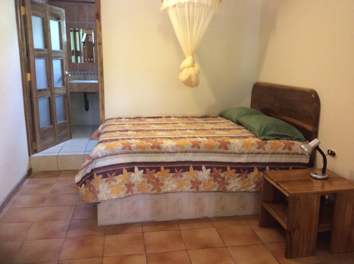 Posada Nena Caribe Puerto Viejo de Talamanca ภายนอก รูปภาพ
