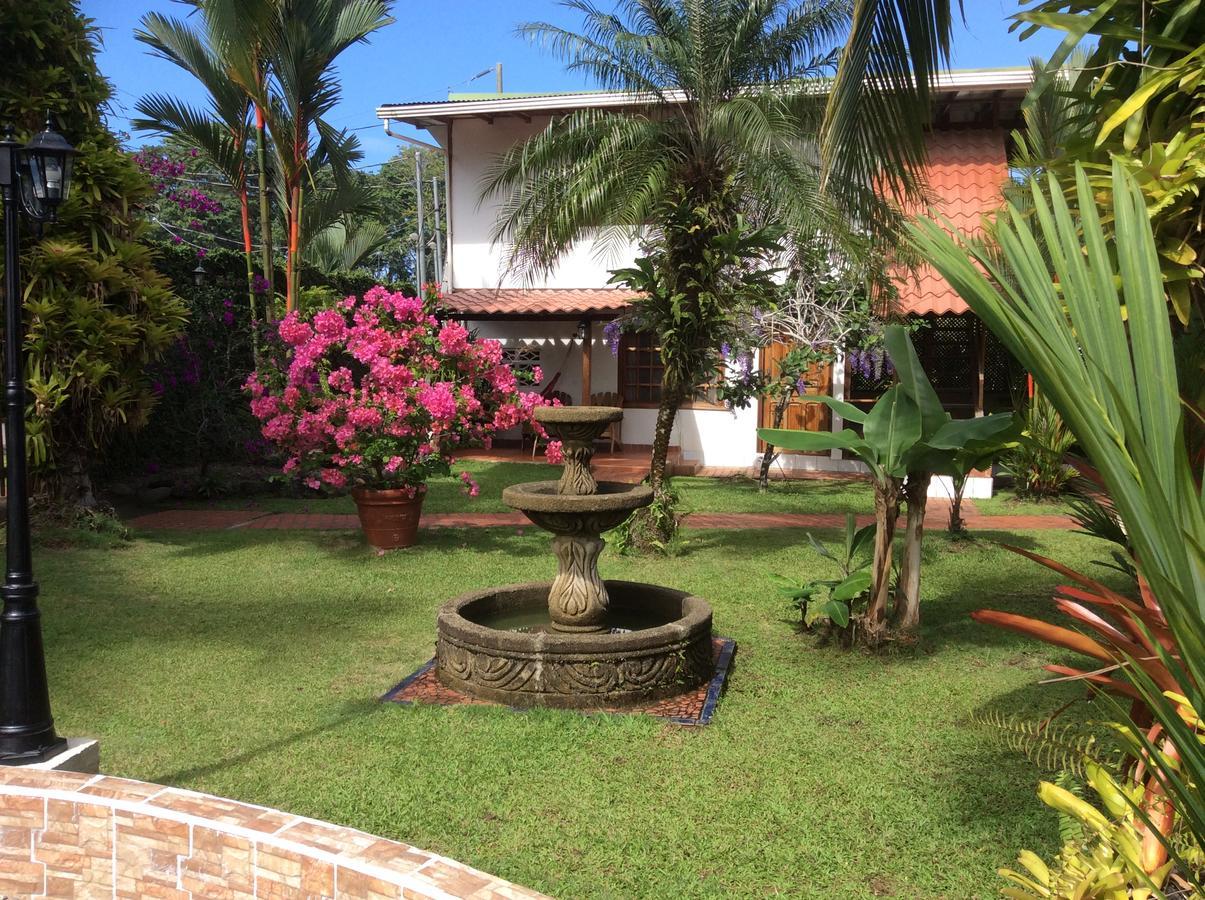 Posada Nena Caribe Puerto Viejo de Talamanca ภายนอก รูปภาพ